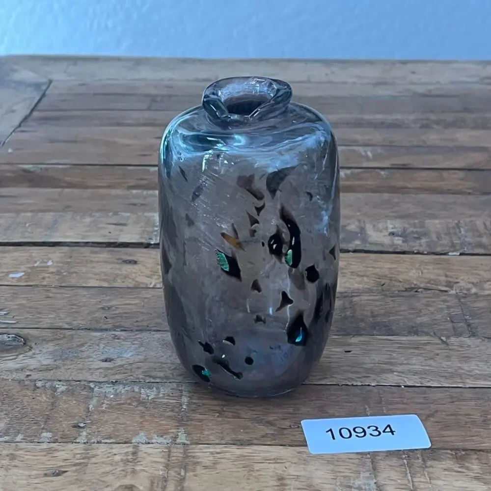 Art Glass Hand Blown Vase 5.5